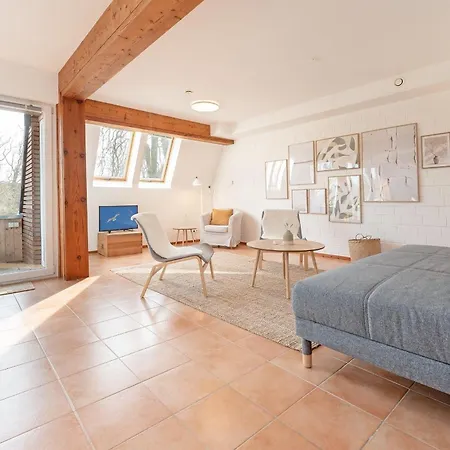 Zur Wiese 17 Lupine * Bosau