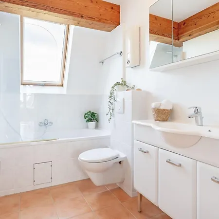 Zur Wiese 17 Lupine Bosau